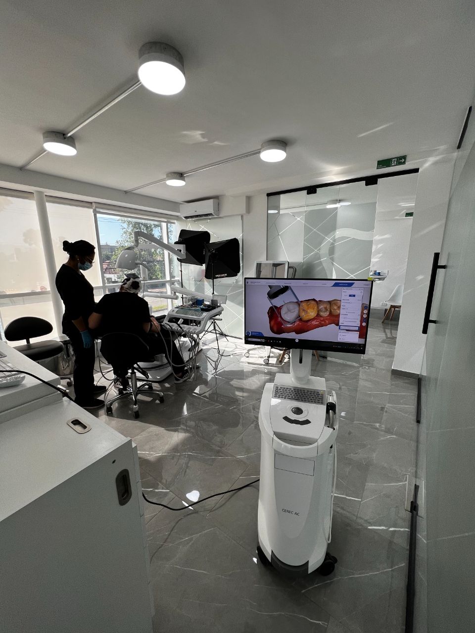Equipo y tecnología dental Juncal